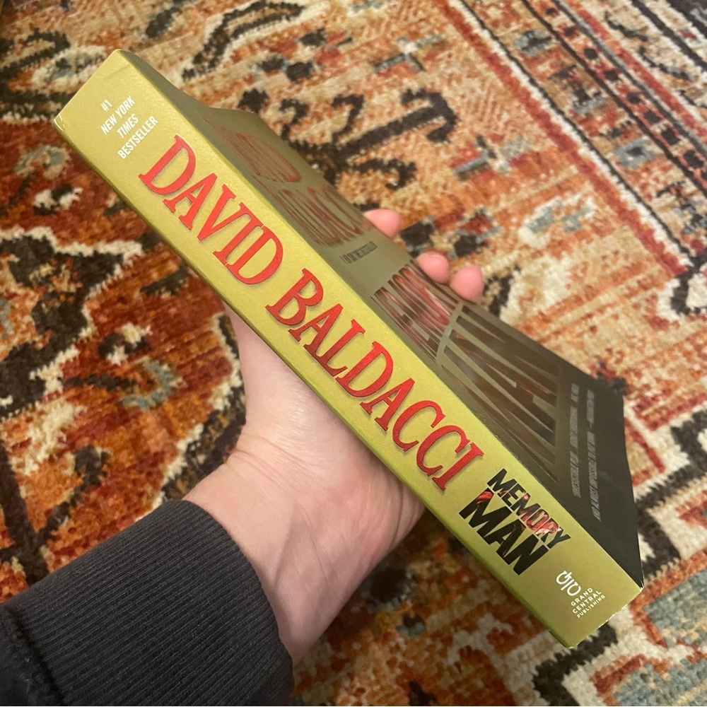 “Memory Man” by David Baldacci - Picture 4 of 4